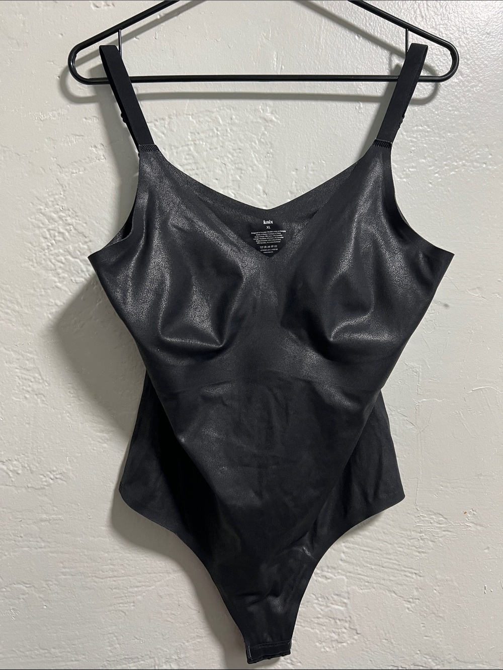 Knix Paypaya Box Thong Bodysuit Leather Look Shine Removable Cups Sz XL Black